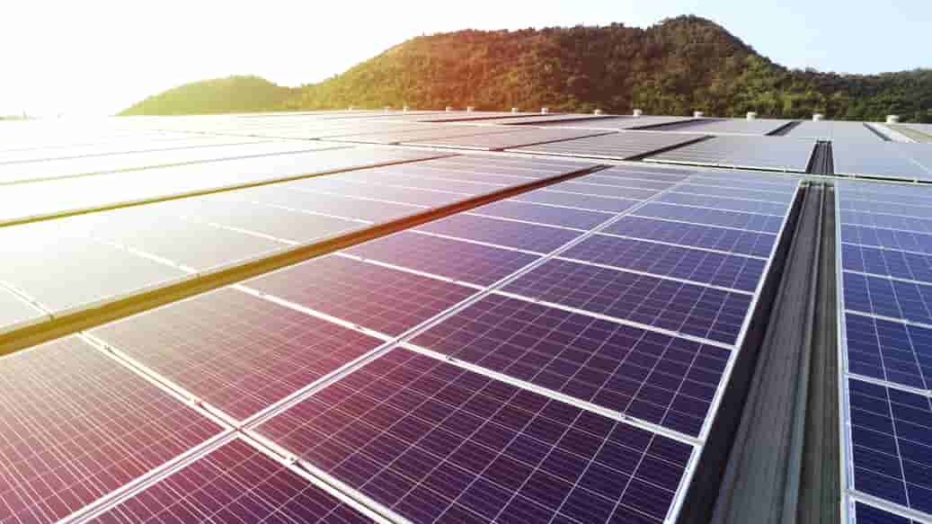 5f46f6ce0caaf93e1cd83b83_solar panel photo